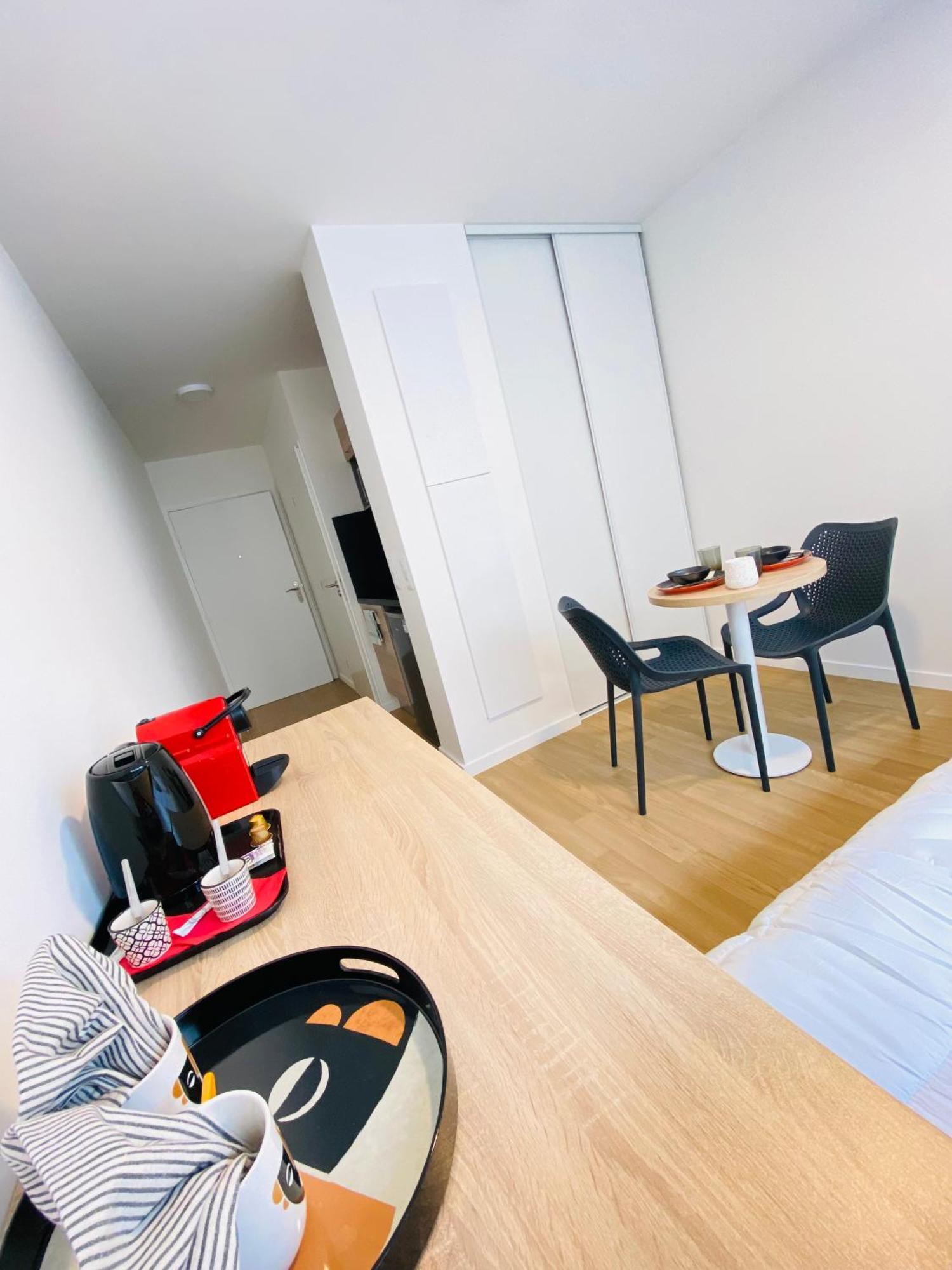 Studio 8 Fontainebleau Extérieur photo